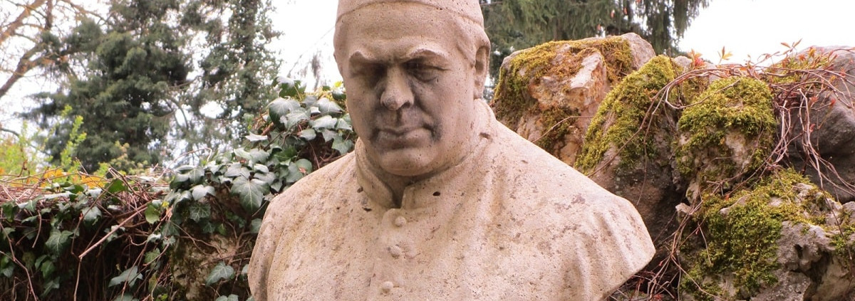 Sebastian Kneipp Statue